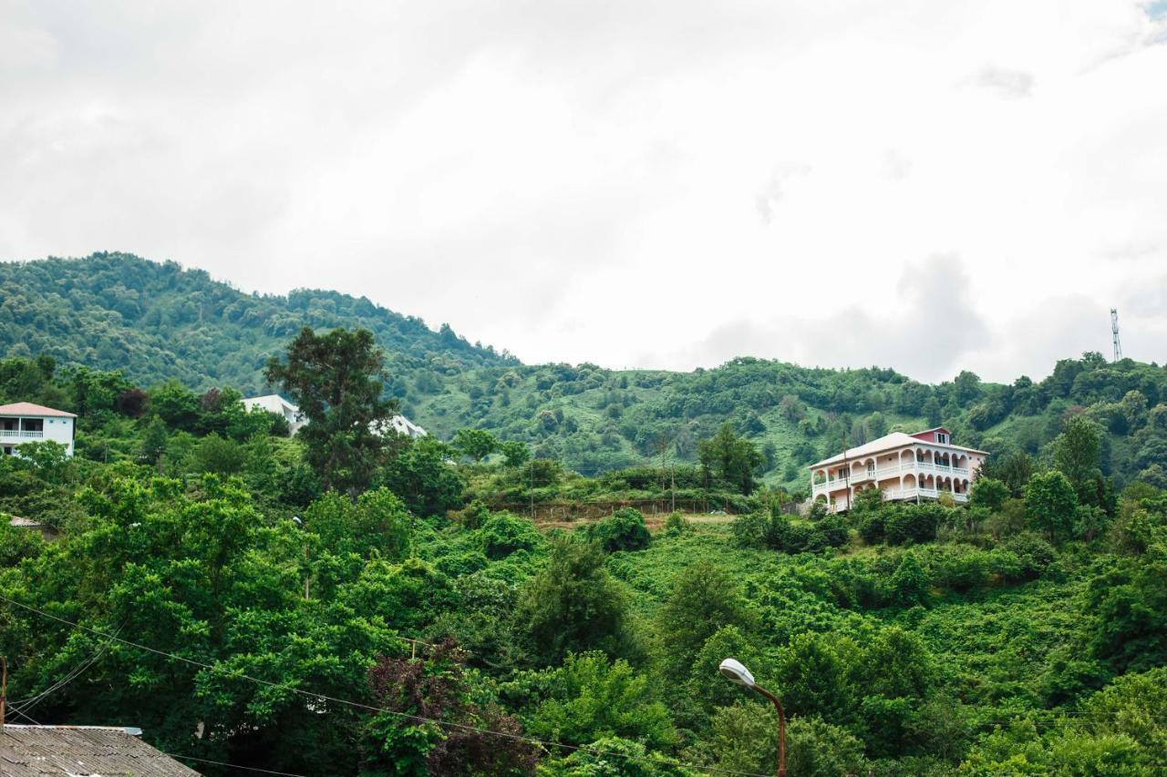 Hotel Ararat โกนิโอ ภายนอก รูปภาพ