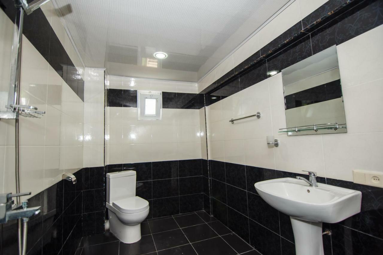 Hotel Ararat โกนิโอ ภายนอก รูปภาพ